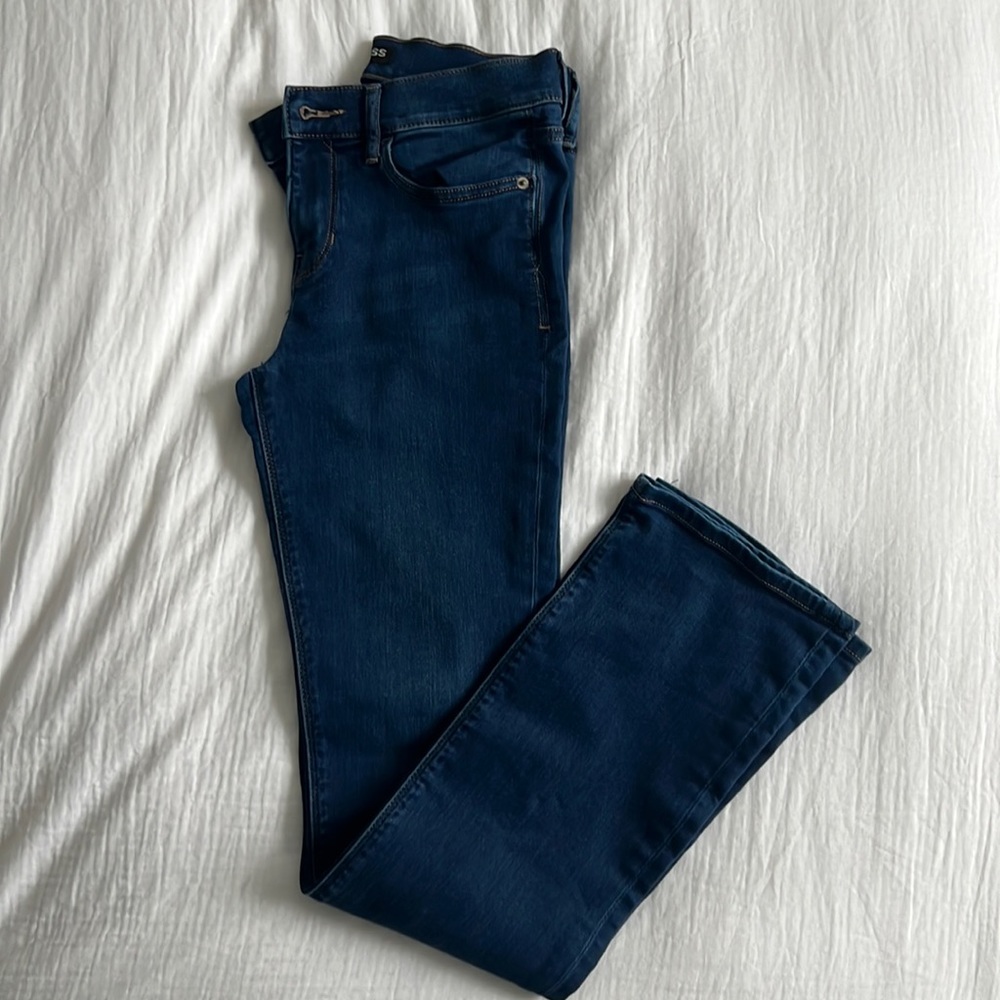 Size 4 Express jeans in excellent condition!